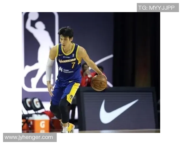 南京网球队在邀请赛中以73分稳居积分榜首位